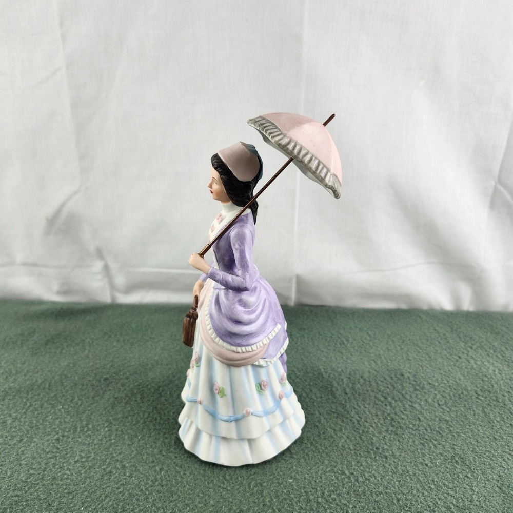 FIRST 1978 Avon President's Club Porcelain Mrs. Albee Award Figurine VTG. No Box - Picture 2 of 6